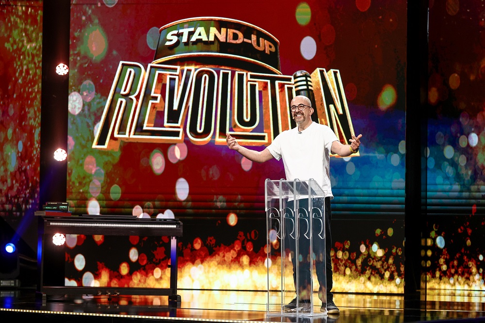 Daria Jane, vloggeriţa transgender, vine la „Stand-Up Revolution”. Cum arăta înainte de a se transforma în femeie