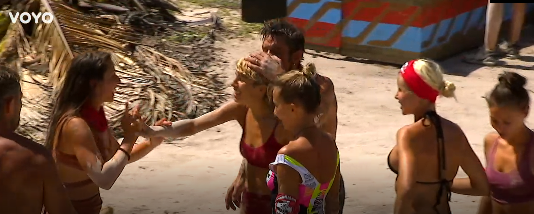 DOC și Bianca Patrichi, apropieri suspecte la Survivor 2023: „Este tot timpul pupată de el, a fost o conexiune de la început”