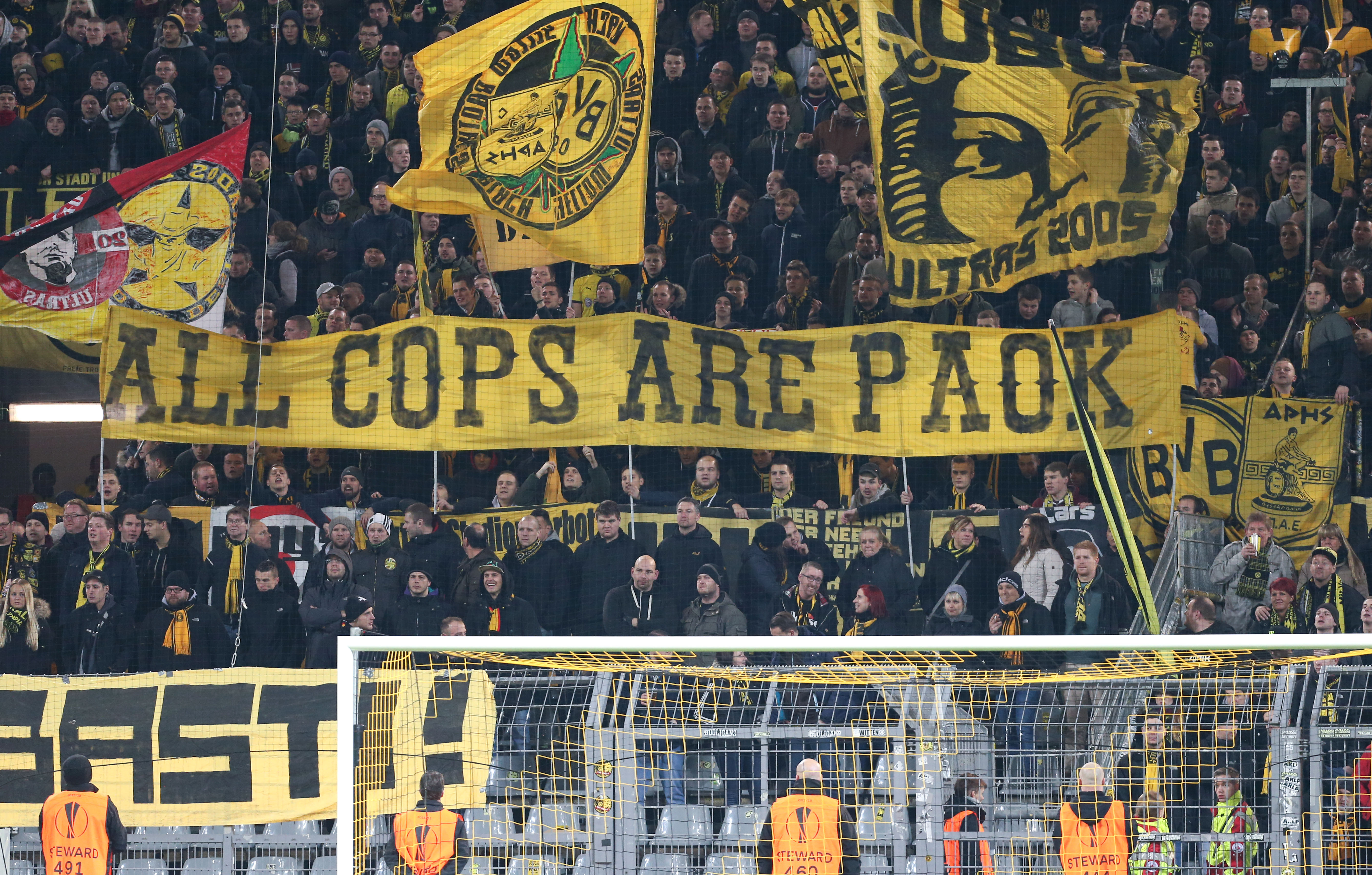 Europa League. Trei români s-au calificat în şaisprezecimile de finală: Mircea Lucescu, Ciprian Tătărușanu şi Vlad Chiricheș. Partizan, lovită de blestemul Stelei