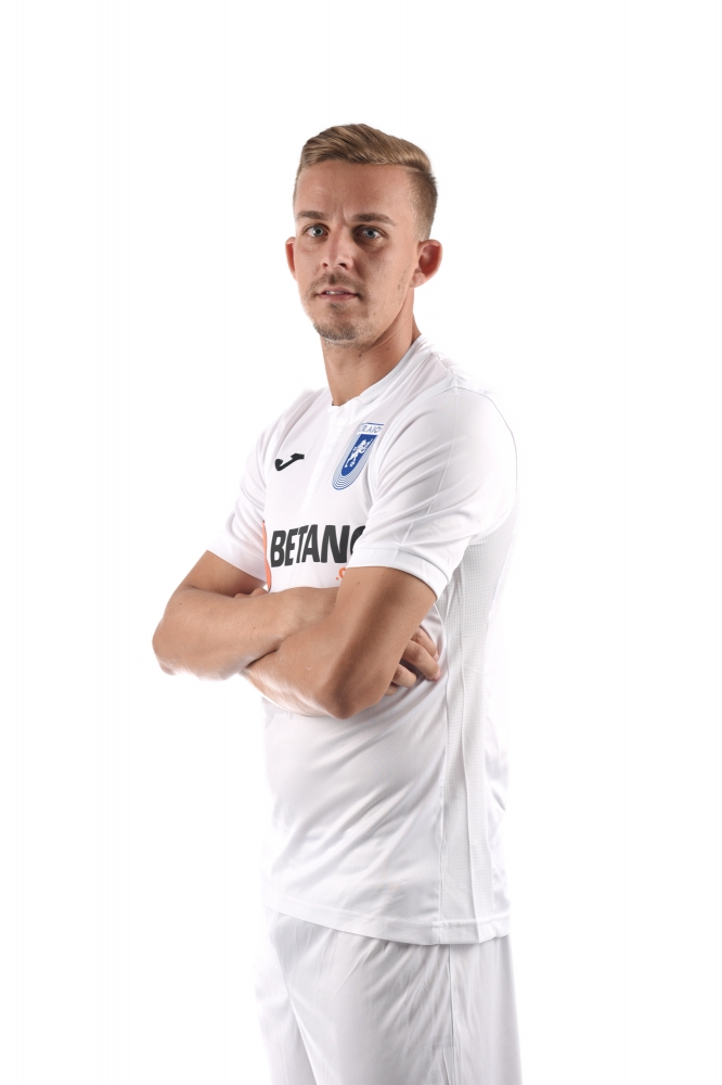 CS Universitatea Craiova și-a prezentat echipamentul pentru noul sezon. Sâmbătă, Supercupa cu CFR Cluj / FOTO
