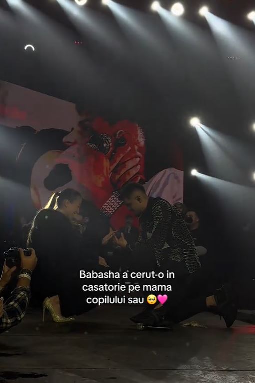Babasha și-a cerut iubita în căsătorie pe scenă, în noaptea de Revelion. Vor deveni părinți în câteva luni