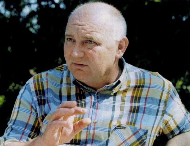 Megszólalt lapunknak Csintalan Sándor régi barátja, Pesty László megkerülése után: "Laci családját nem hívogatom, mert számomra hiteltelenek"