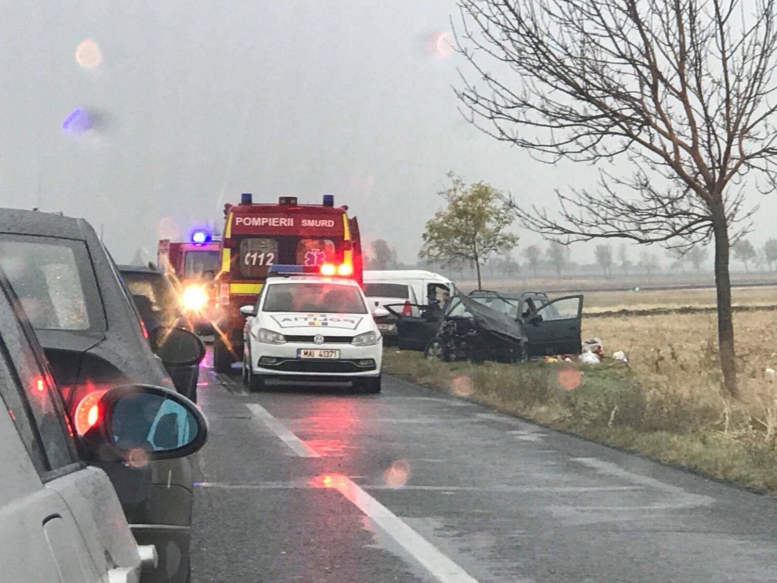 FOTO: Patru răniți, între care un copil de un an și mama lui, într-un accident pe ”Șoseaua Morții”, în județul Buzău