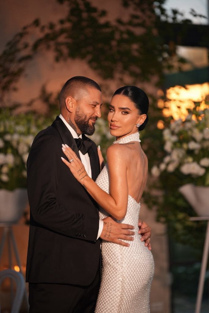 Adelina Pestrițu, din nou în rochie de mireasă. Cum a sărbătorit cinci ani de căsătorie cu Virgil Șteblea