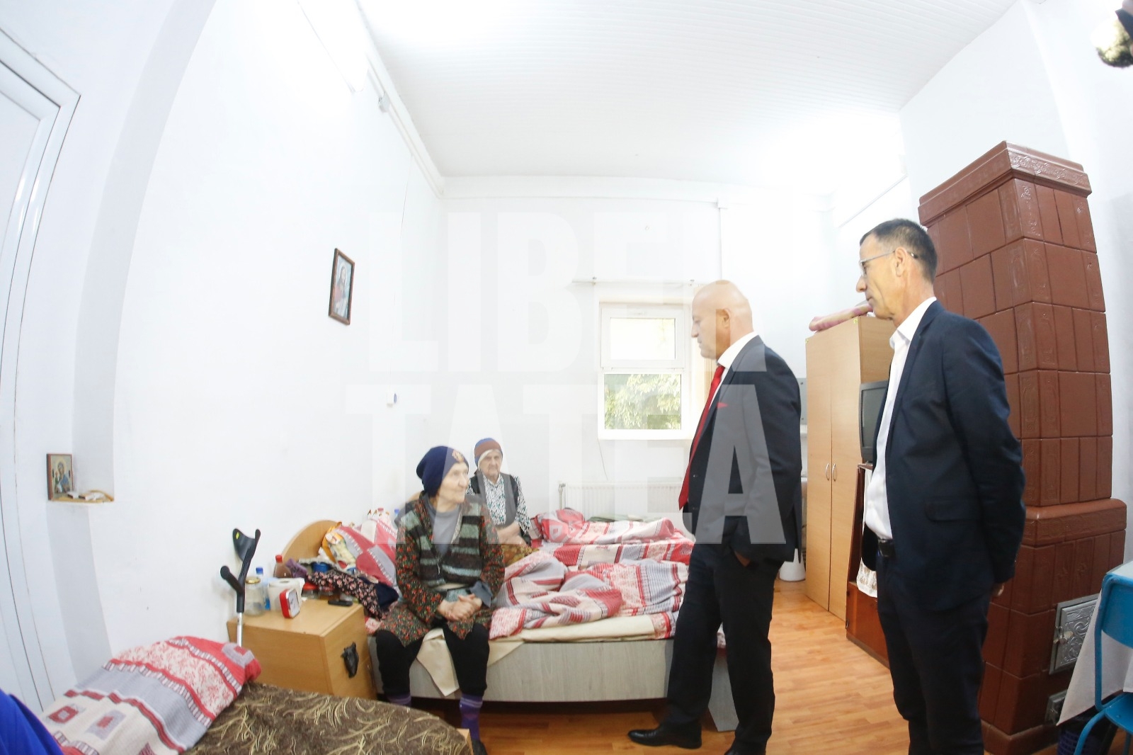 GALERIE FOTO| Azilul de bătrâni Vintilă Vodă, din județul Buzău, riscă să fie închis din lipsa finanțării. Ce spun asistații, directorul centrului și autoritățile