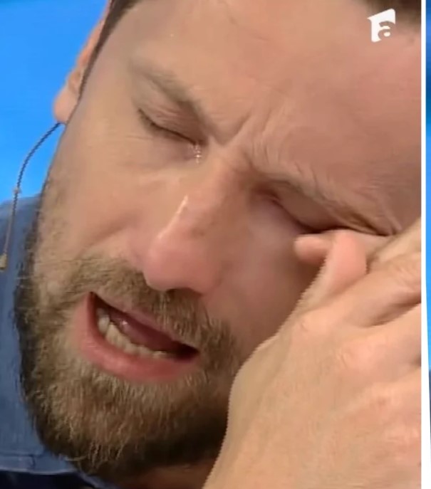 Dani Oțil a izbucnit în lacrimi la TV. Ce a spus despre fiul său și relația cu Mihaela Rădulescu: „Timpul nu îl mai pot da înapoi”