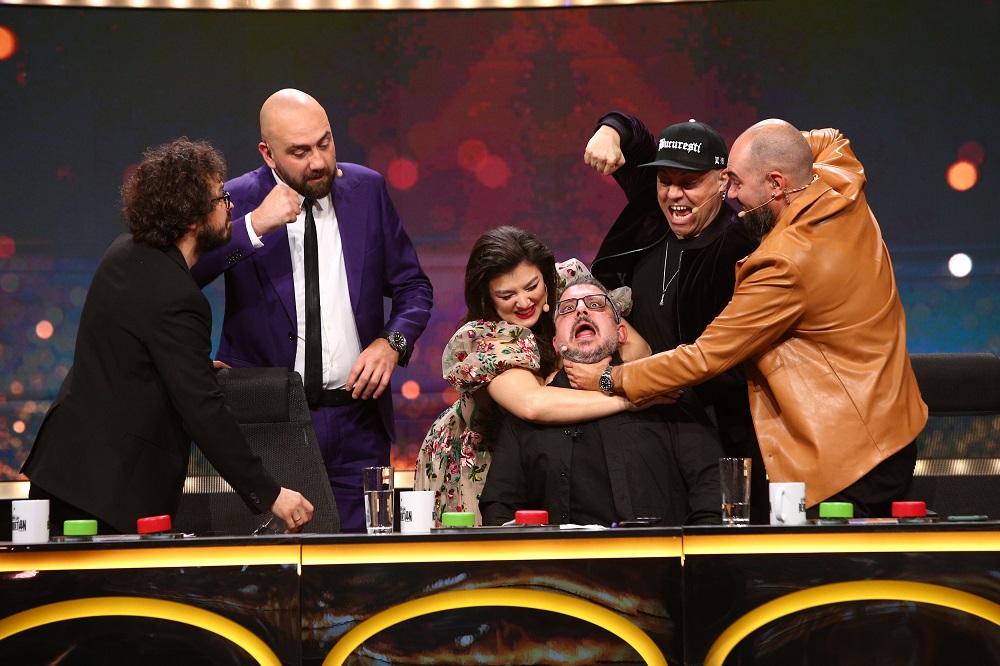 S-a aflat cine sunt Scamă și Blană, furnicuțele din emisiunea lui Denise Rifai. Cei de la Antena 1 au încercat să țină secret