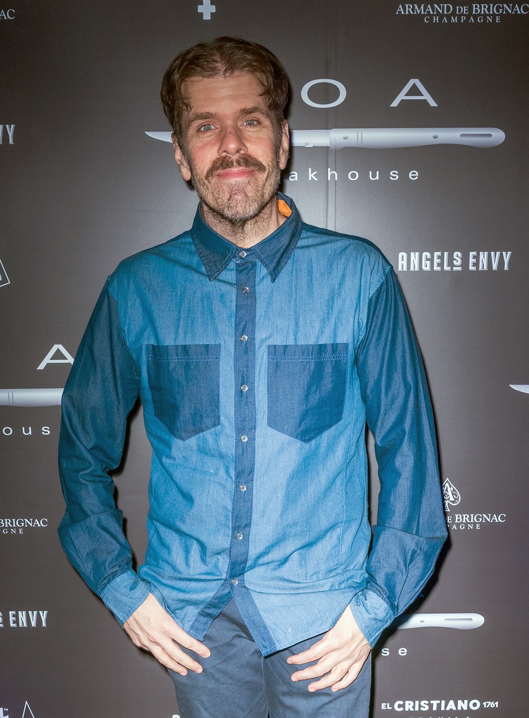 Momente de panică în casa lui Perez Hilton. Poliția și echipele medicale au intervenit după un live tulburător pe TikTok