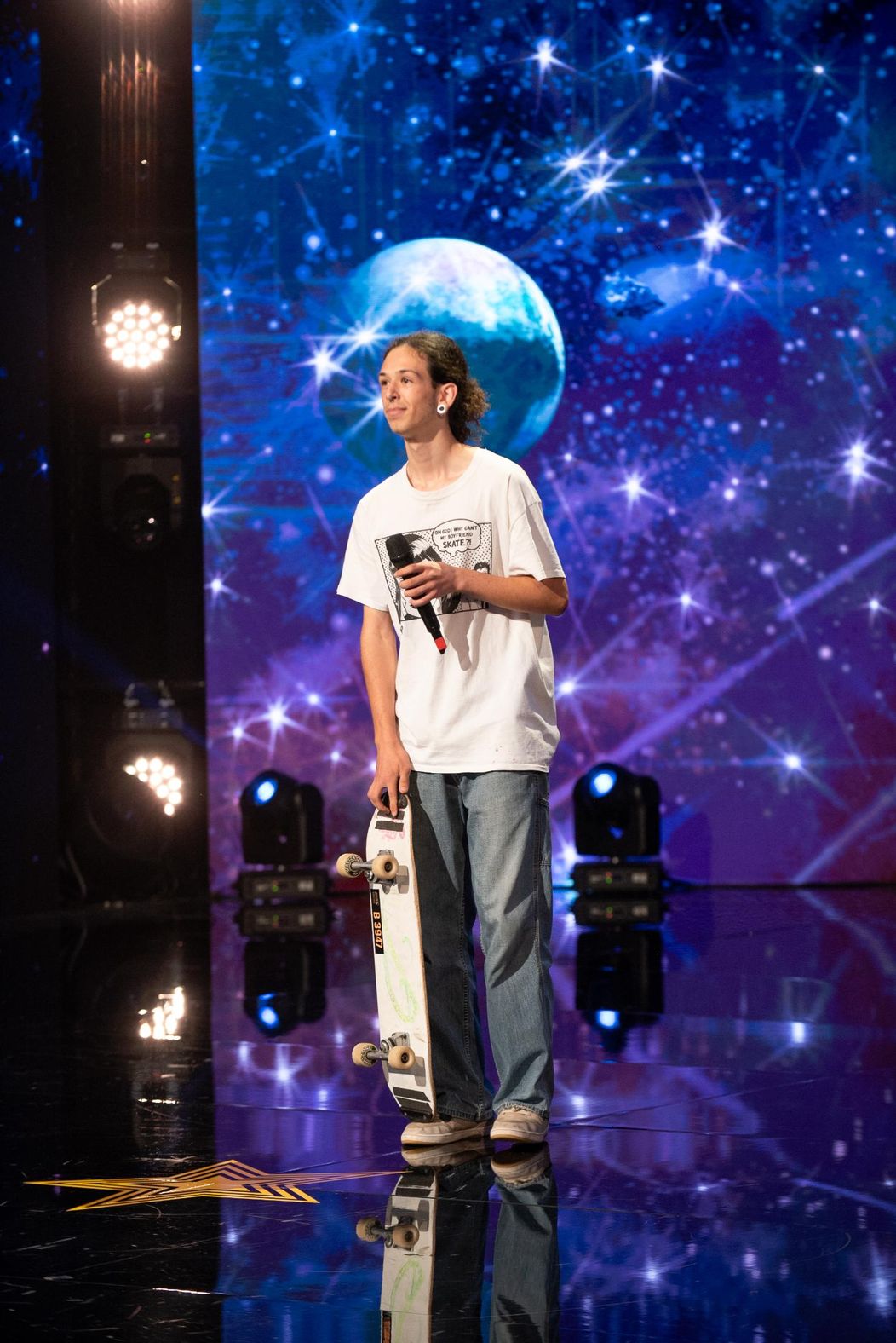 Daniel Popescu, moment spectaculos pe scena talentelor! Tânărul de 18 ani s-a autoproclamat cel mai bun skater. Reacția lui Mihai Bobonete