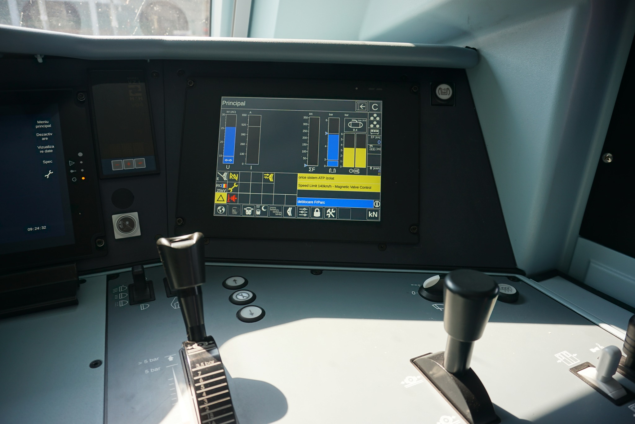 Prima locomotivă electrică Alstom Traxx a ajuns în România. Cum arată și când ar putea tracta primul tren de călători