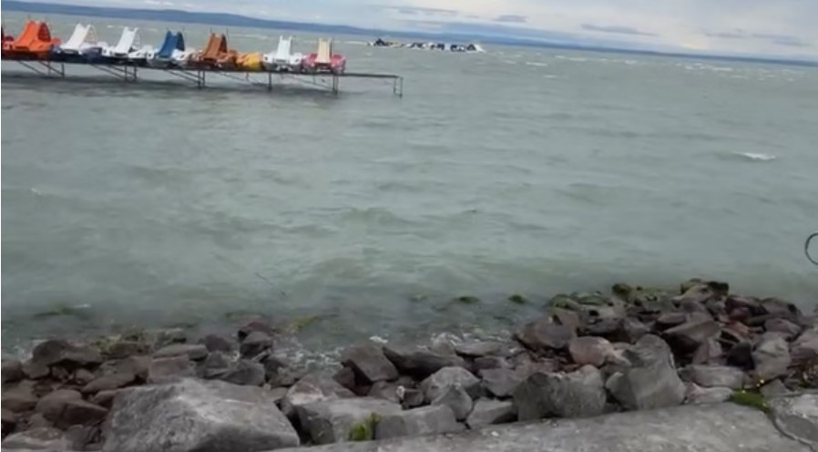 Ez a klub volt a Balatonba fulladt Csoki törzshelye: virrasztással búcsúztak tőle barátai