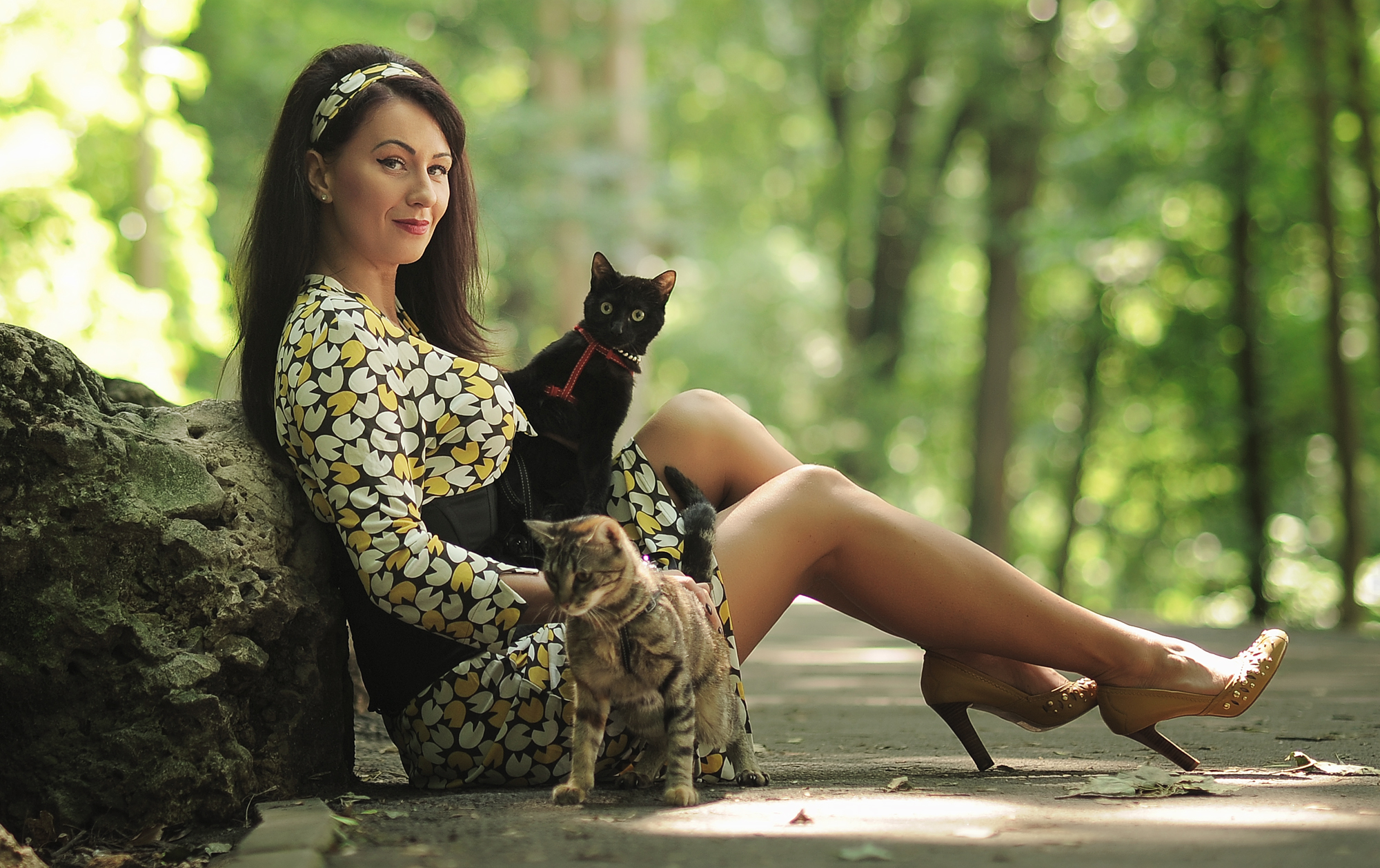 REPORTAJ/Un fost model Playboy salvează animale abandonate: „O poză cu mine dezbrăcată are sute de like-uri. Dacă postez un căţel, îmi dă like mama“/ FOTO