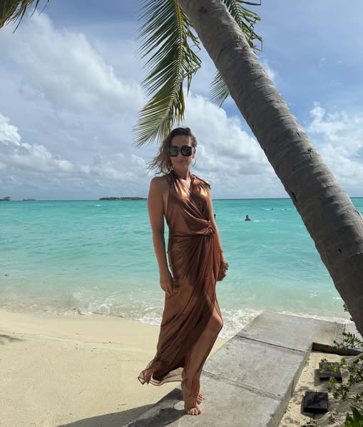 Cum a tratat-o presa din India pe Iulia Vântur după ce s-a aflat că e iubita lui Salman Khan: „Sunt mulți cârcotași”