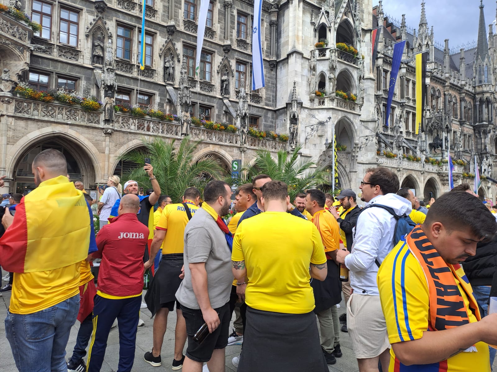 „Cod galben de suporteri la München”. Fanii români au făcut spectacol pe străzi și lângă stadion, în așteptarea meciului cu Olanda