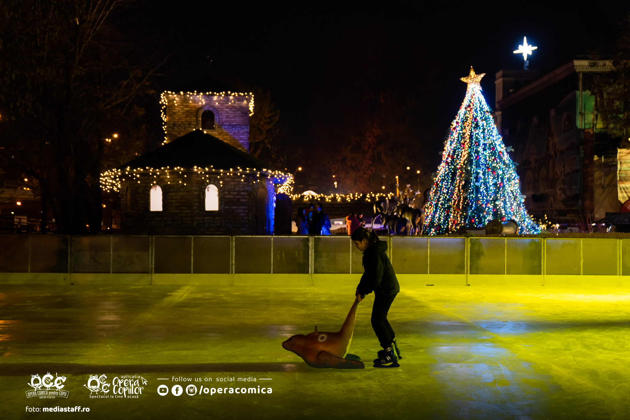 Încă un târg de Crăciun deschis în București, în curtea Operei Comice pentru Copii. „Avem patinoar, carusel, derdeluș și trenuleț”