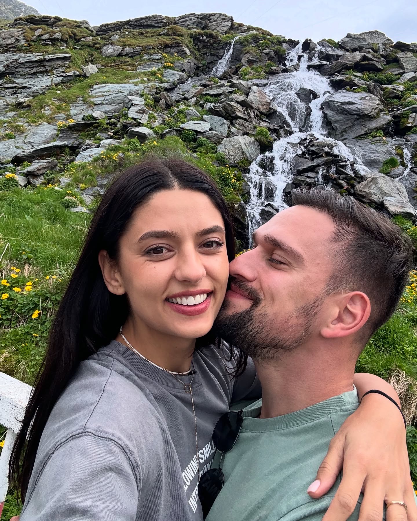 Anunțul făcut de Vlad Gherman la un an de la nunta cu Oana Moșneagu: „Este despre noi, despre promisiuni”