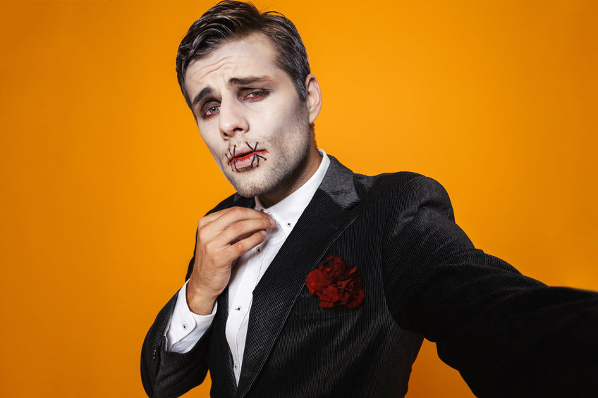 Idei de machiaj de Halloween - cele mai haioase și înfricoșătoare modele de machiaj