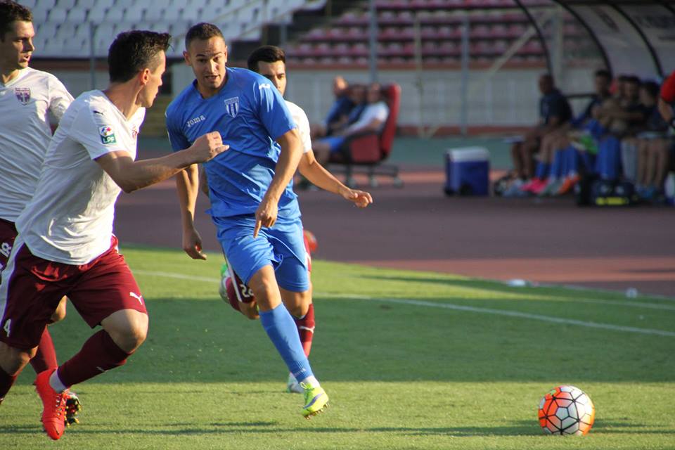Liga I: FC Voluntari - CSU Craiova 1-2. Oltenii au obţinut primul succes în deplasare, printr-un gol superb reuşit de Vătăjelu. Ilfovenii rămân fără victorie în Liga I