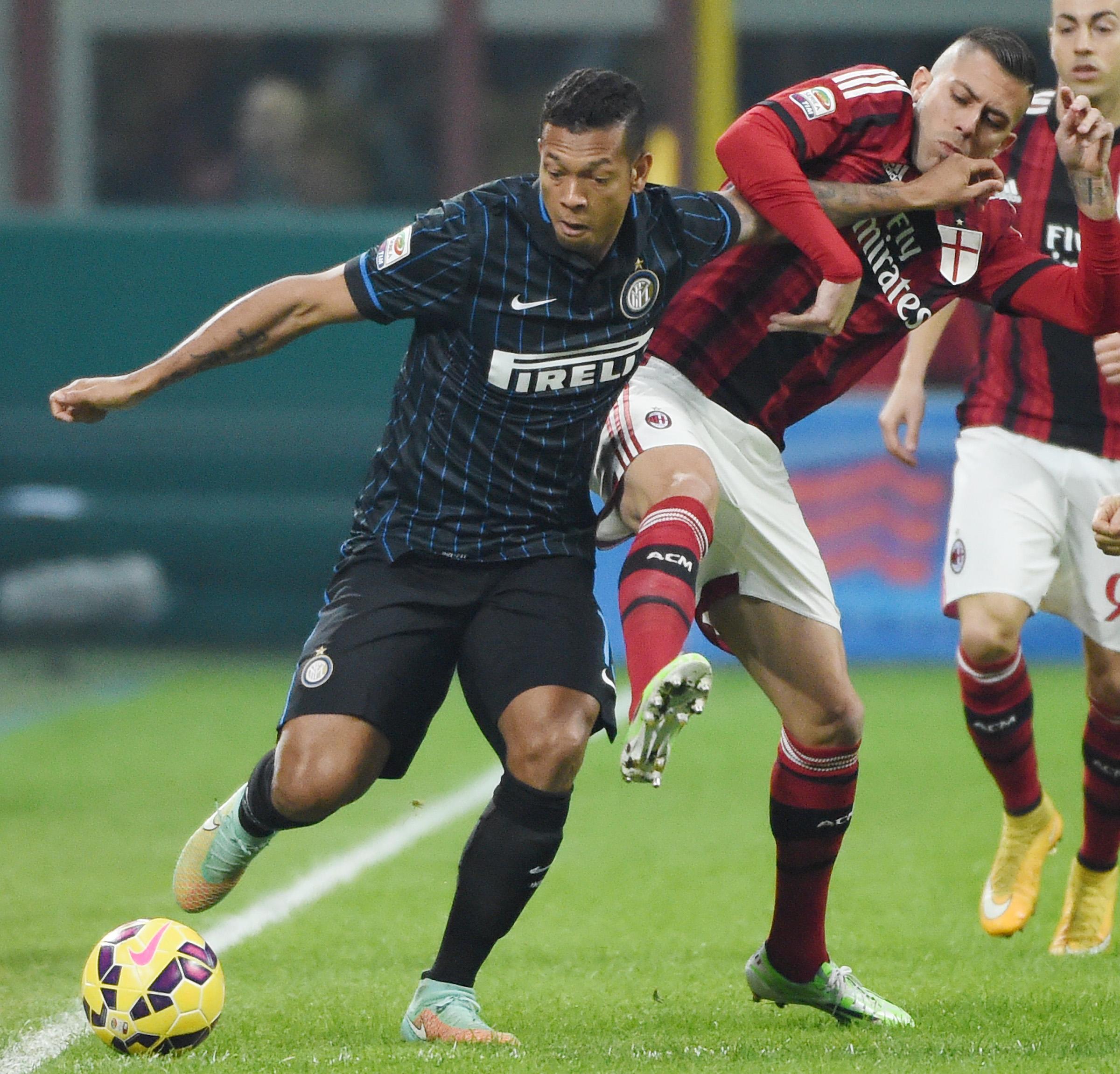 VIDEO & GALERIE FOTO  /  AC Milan și Inter au făcut spectacol în "Derby della Madonnina"