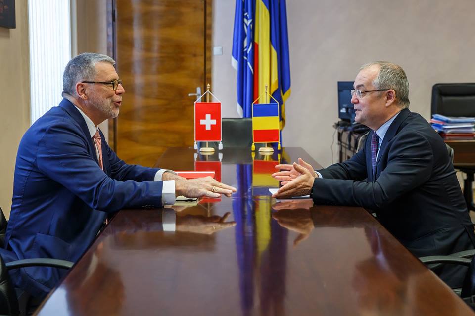 Atunci și Acum/ Emil Boc, premierul din perioada crizei economice, ales de patru ori primar al Clujului