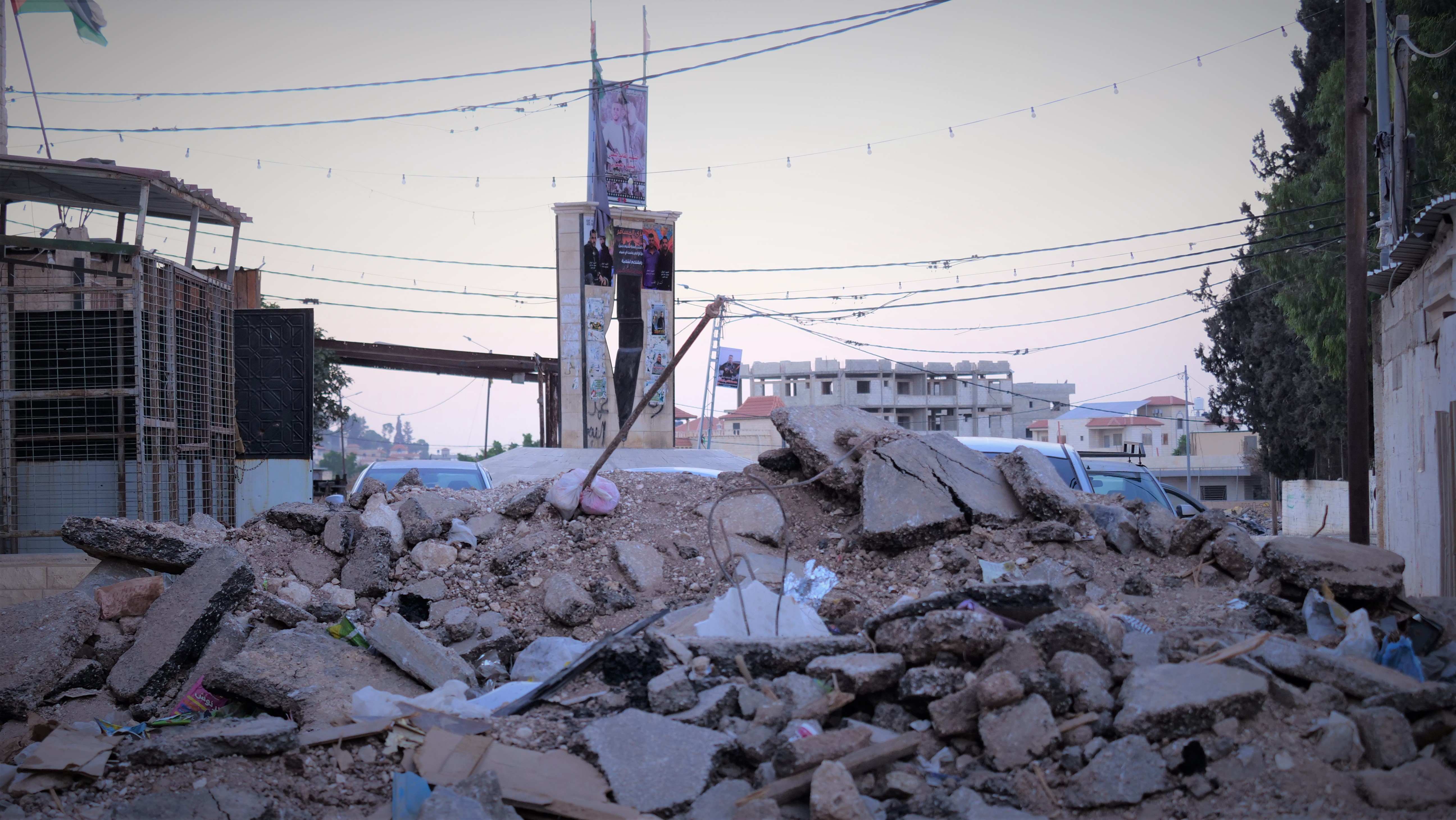 CORESPONDENȚĂ DIN PALESTINA. Viața și moartea în două orașe devastate de conflictele militare. Rezistența „martirilor”, acte de terorism pentru israelieni