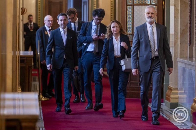 A legtöbb kérdésben megállapodtak a frakciók – Folytatódtak az Országgyűlés alakuló ülését előkészítő tárgyalások