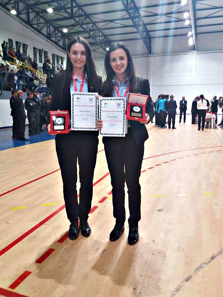 Și arbitrajul are frumusețea lui! Povestea cuplului Georgiana Lungu - Mihaela Paraschiv, ”fluierașe” la handbal: ”Ca jucătoare, aveam șanse mai mici să ajungem sus, din cauza taliei”