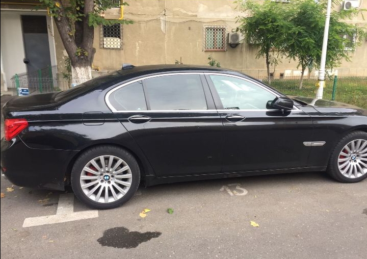 DIICOT face 29 de percheziții la o grupare specializată în camătă și șantaj; Un avocat și doi executori judecătorești au ajutat gruparea | FOTO