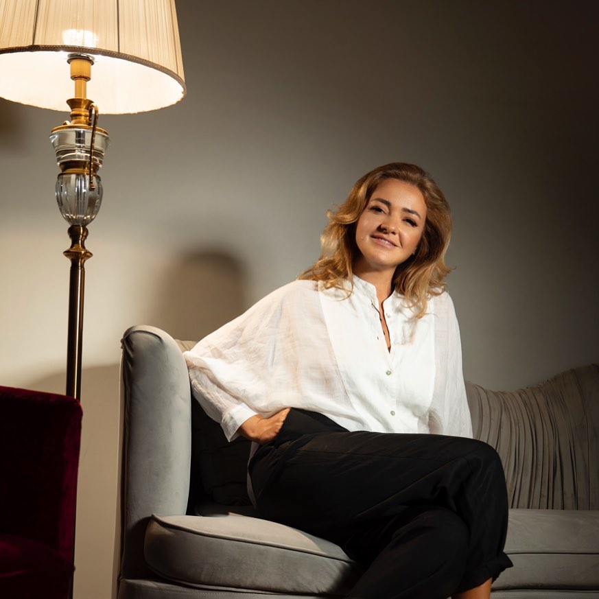 Cristina Bâtlan s-a logodit în secret. Cum a reacționat fostul ei soț când a aflat: „Căsnicia mea a fost prețul succesului”