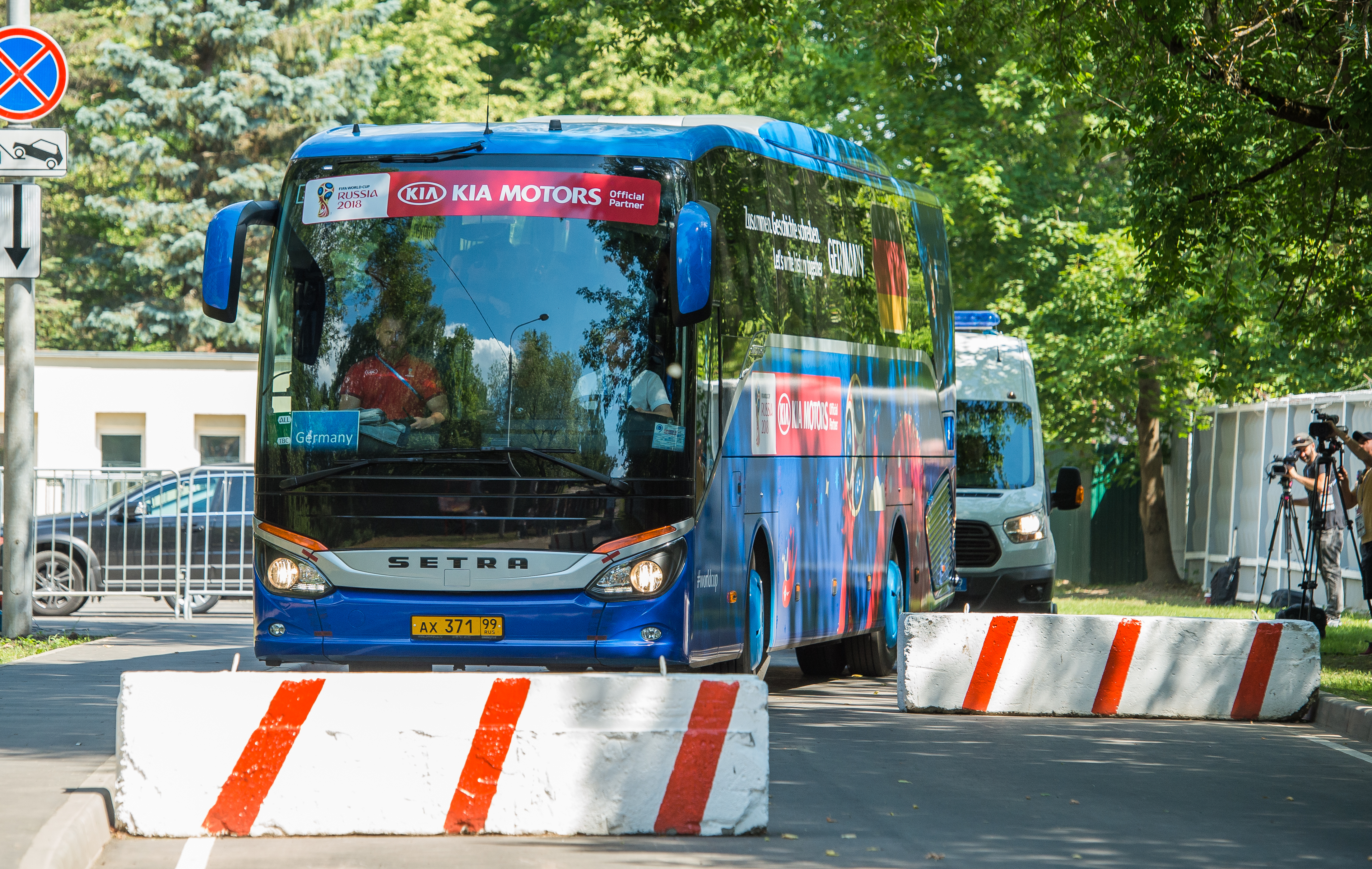 E oficial! Germania a plecat de la Mondiale. Pe nemți ești sigur că i-ai bătut abia când îi vezi urcați în autocar. Ce a titrat Bild | FOTO