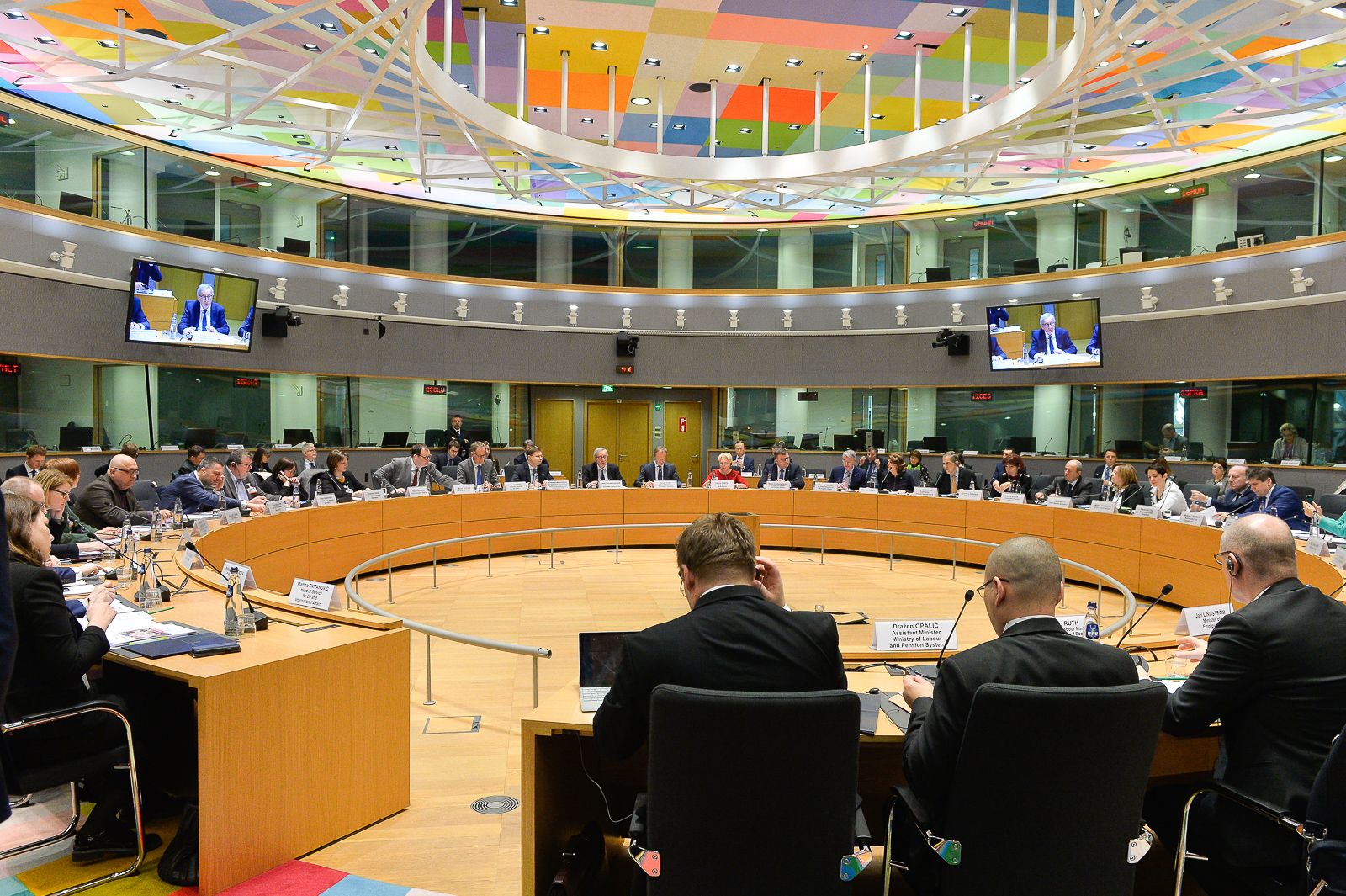UPDATE. Premierul Viorica Dăncilă, discuţii cu oficialii europeni, la Bruxelles
