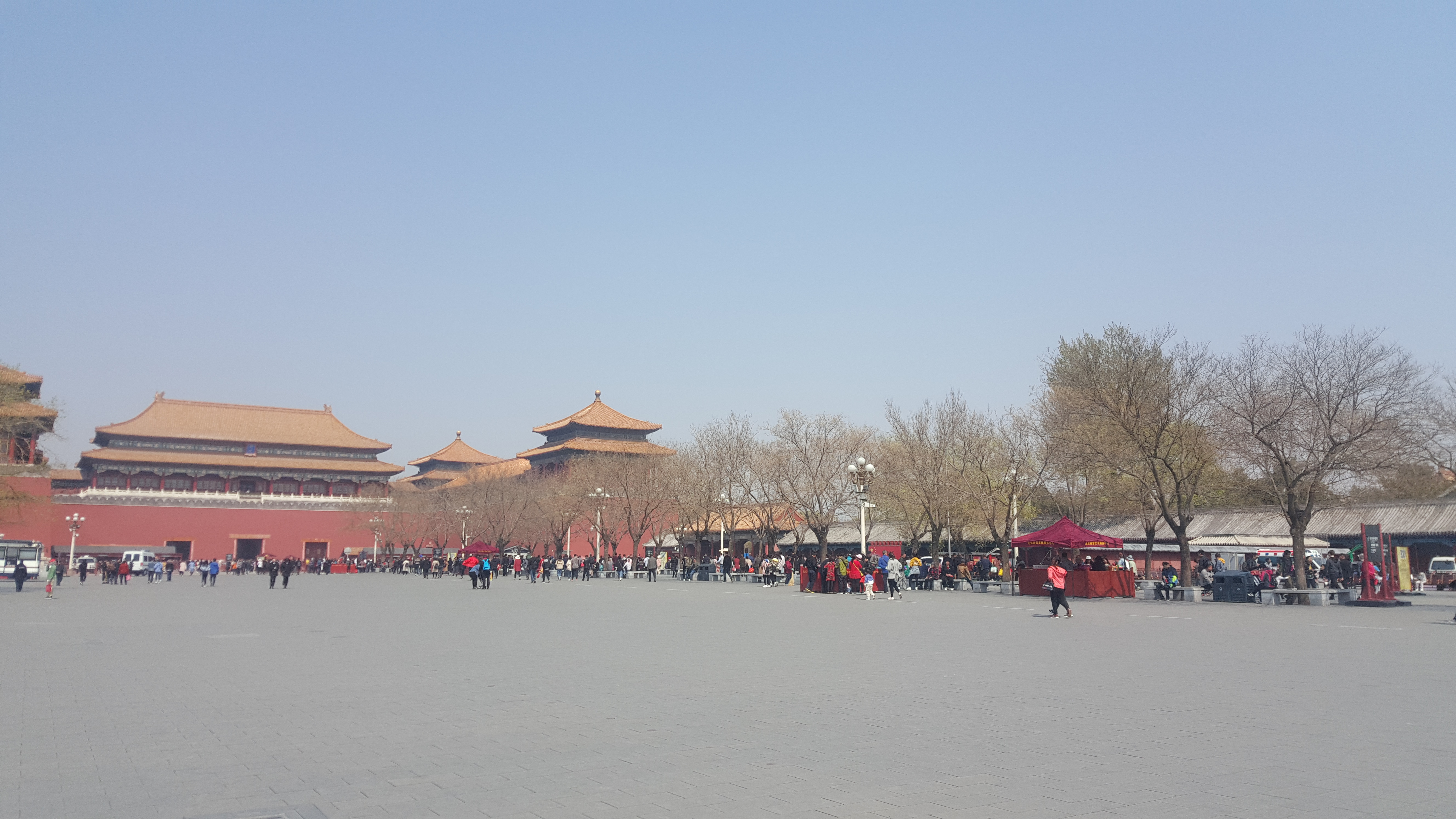 CORESPONDENȚĂ DIN BEIJING, CAPITOLUL 6 | Scriitoarea Doina Ruști, în Orașul Interzis
