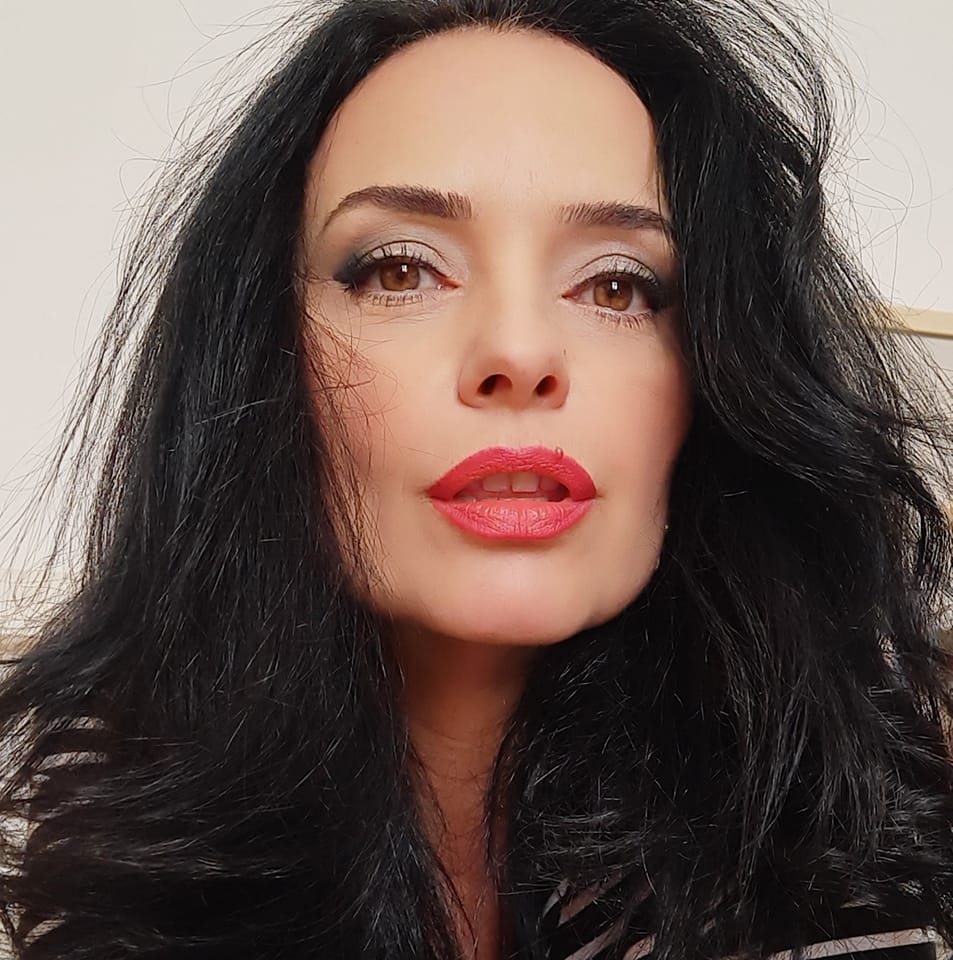 Cu ce se ocupă Magda Vasiliu în Italia, după ce a renunțat la televiziune ca să își salveze fiul bolnav de cancer: „Lucrez în contact direct cu clienții”