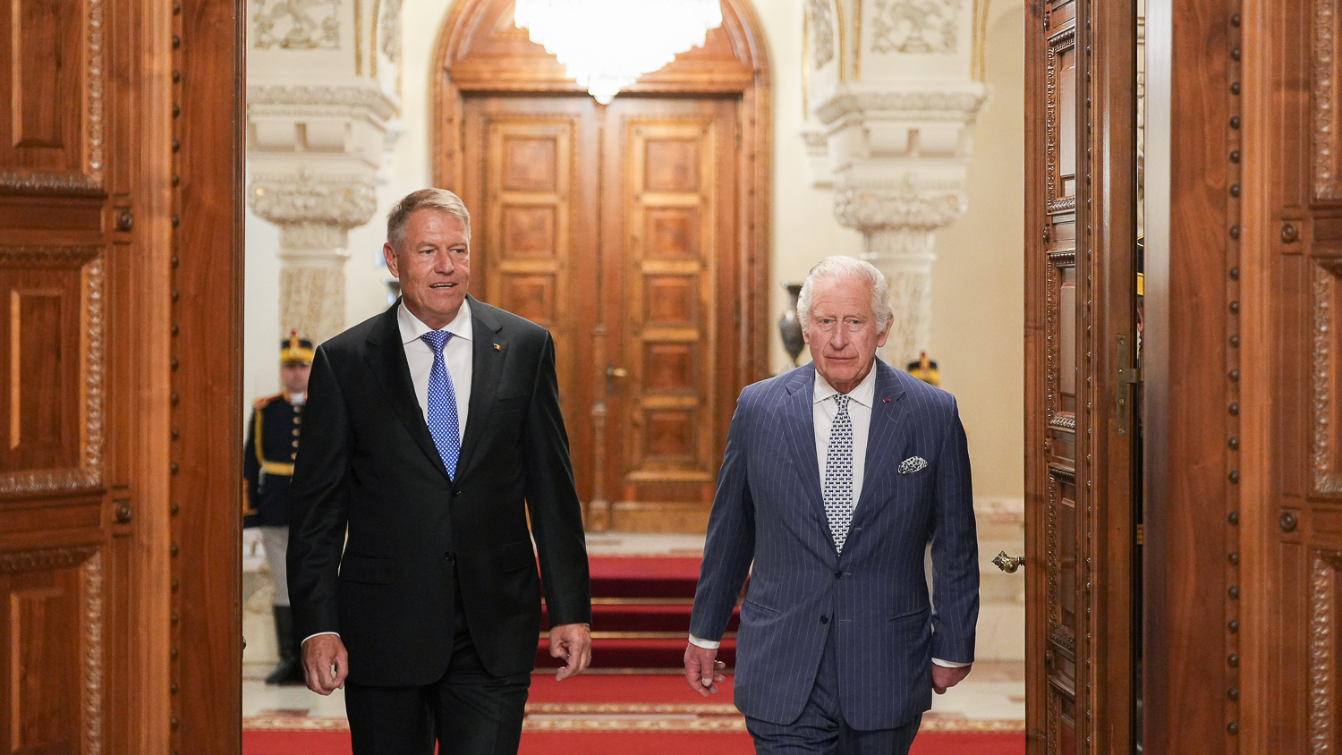 Regele Charles al III-lea a recitat din Eminescu la Palatul Cotroceni. „Întotdeauna m-am simțit acasă în România”