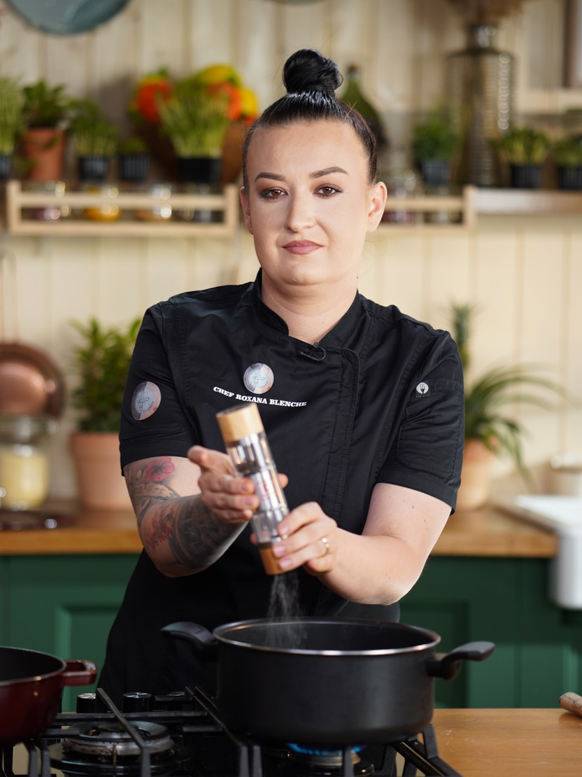 Când începe Hello Chef, sezonul 8 la Antena 1. Andreea Bostănică e printre invitații Roxanei Blenche