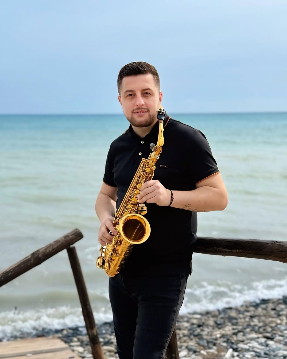 Artistul din România care merge la concerte cu elicopterul: „Nu este despre lux, ci despre eficiență”