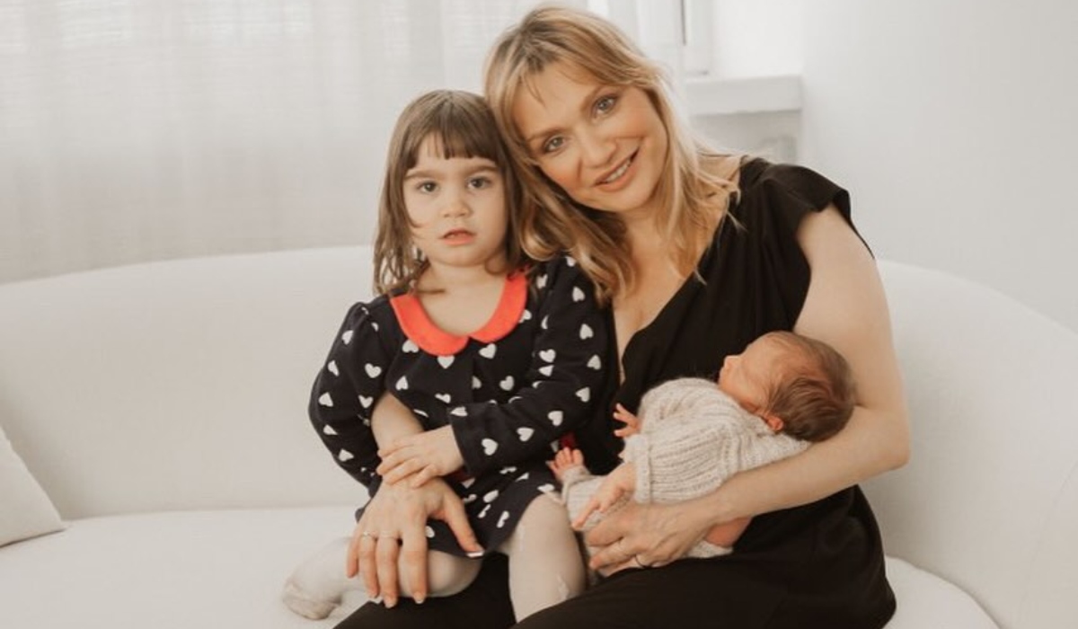 Cum l-a pozat Cristina Cioran pe băiețelul ei. Max a împlinit trei luni: „Atât de fericită”