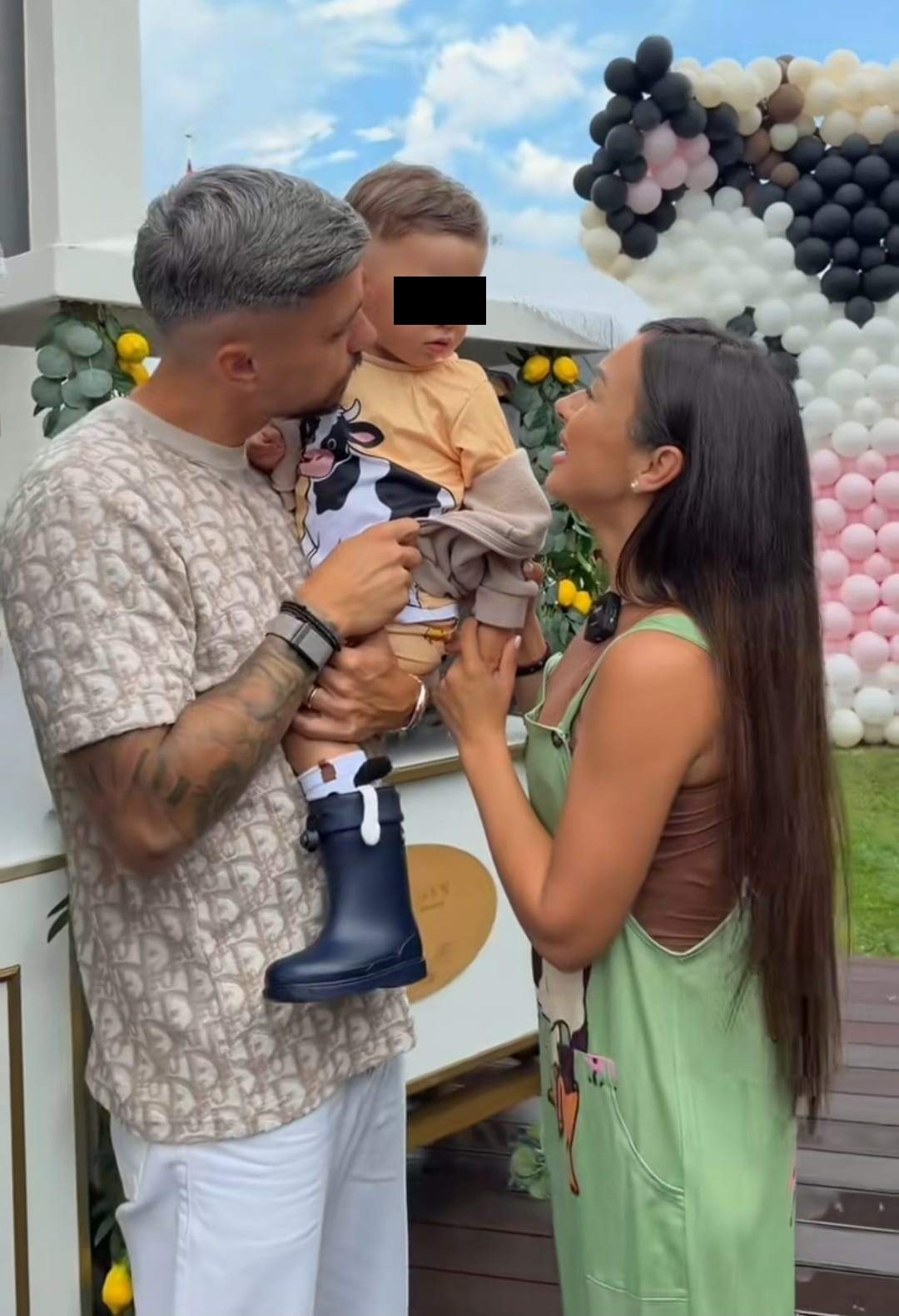 Imagini adorabile de la petrecerea fiului Vlăduței Lupău. Isaia a împlinit 2 ani, iar decorul a atras toate privirile