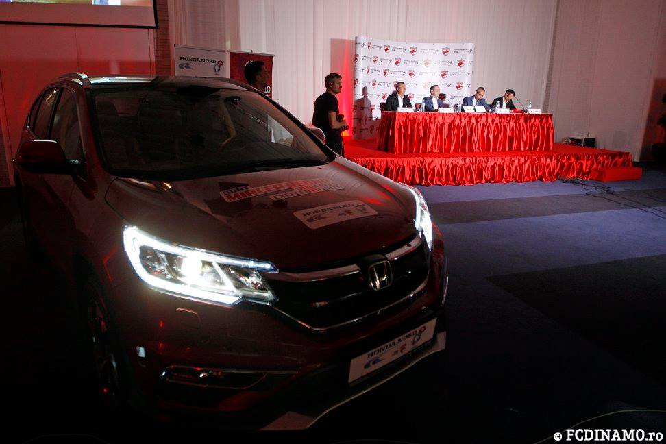 Dinamo ia viteză! Au primit 17 automobile. Două sunt personalizate
