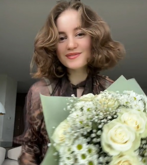 Irina Columbeanu, vacanță de lux în Italia înainte să se întoarcă în America. Cum a apărut în Positano, cel mai cunoscut oraș de pe Coasta Amalfitană