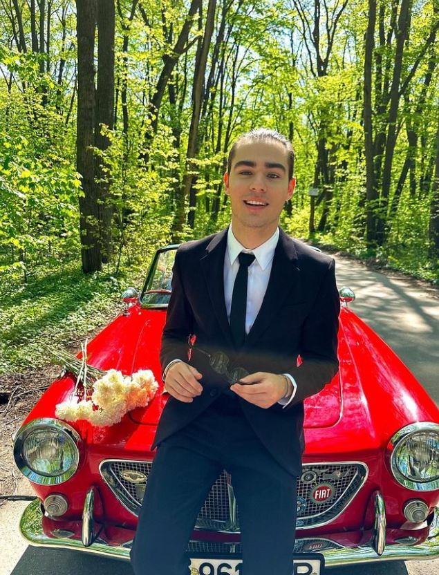 Ce notă a luat Radu Ștefan la licență: „Au fost multe la mijloc”. Fiul lui Ștefan Bănică jr a studiat la UNATC