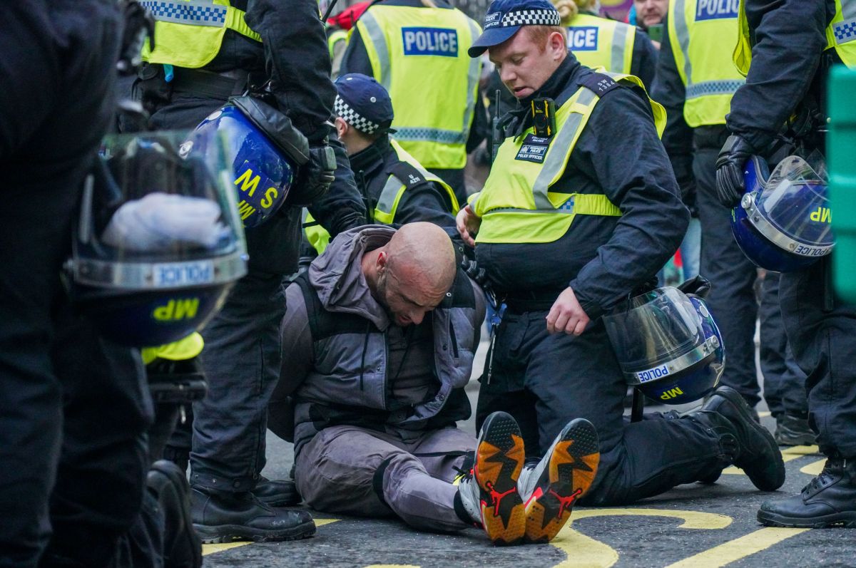 VIDEO | 155 de persoane arestate la Londra, la manifestația anti-lockdown