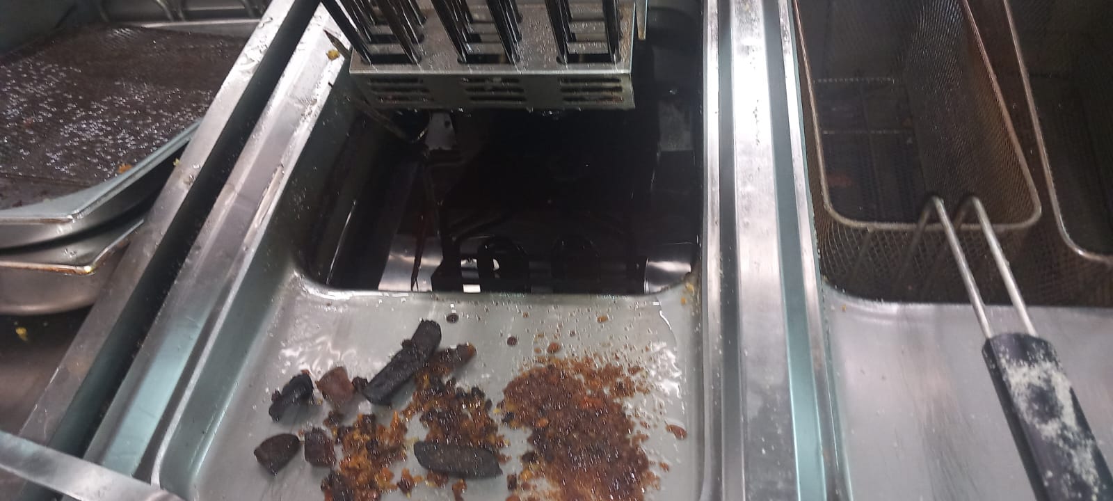 Piedone a vizitat un restaurant din Parlamentul României și a luat decizia pe loc