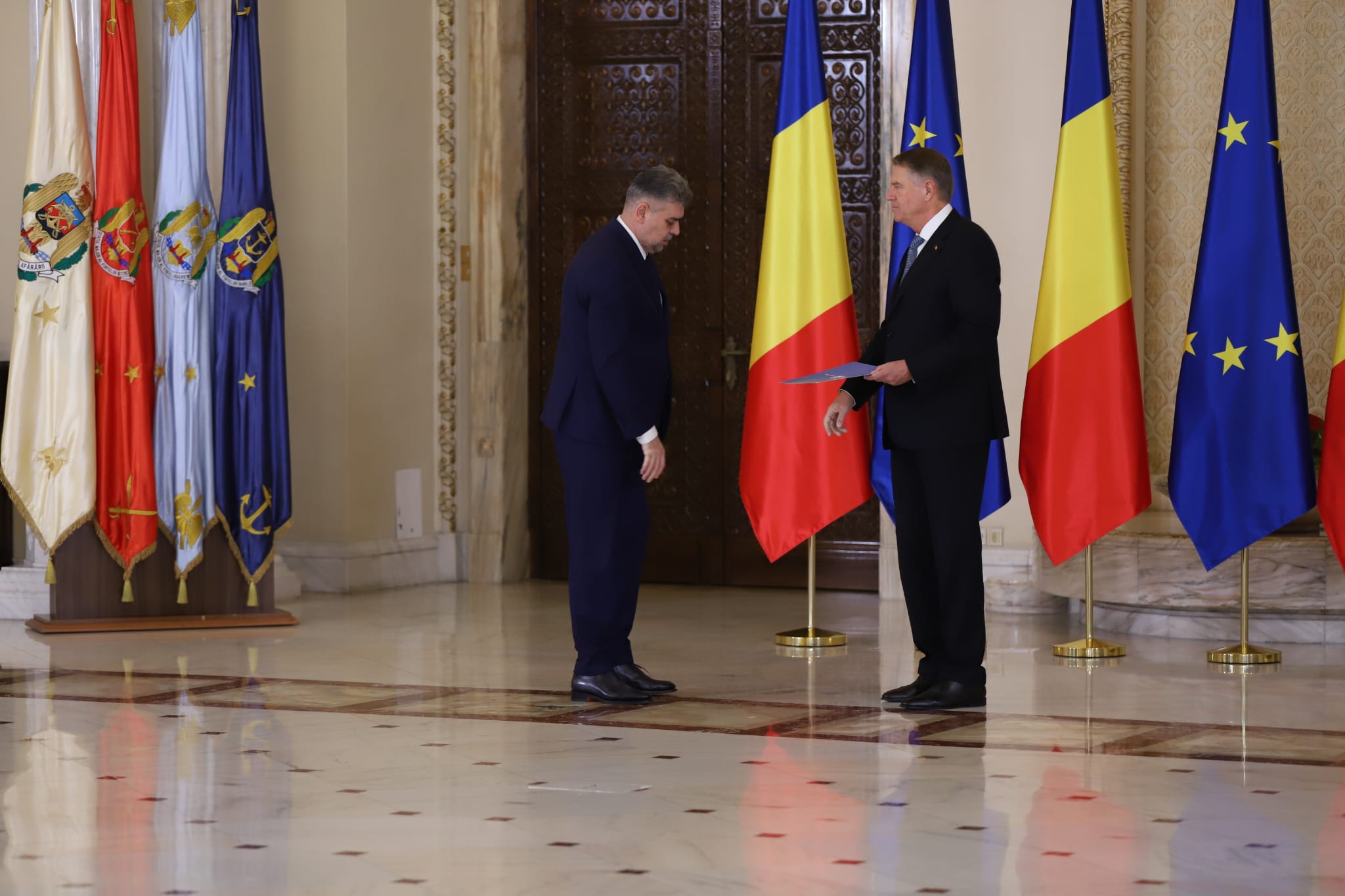 Guvernul Ciolacu 2 a depus jurământul în fața președintelui Klaus Iohannis