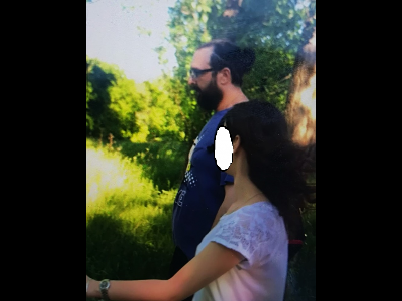 Bătrân bătut cu sălbăticie în sectorul 6 din București. Poliția cere ajutorul cetățenilor pentru identificarea agresorului