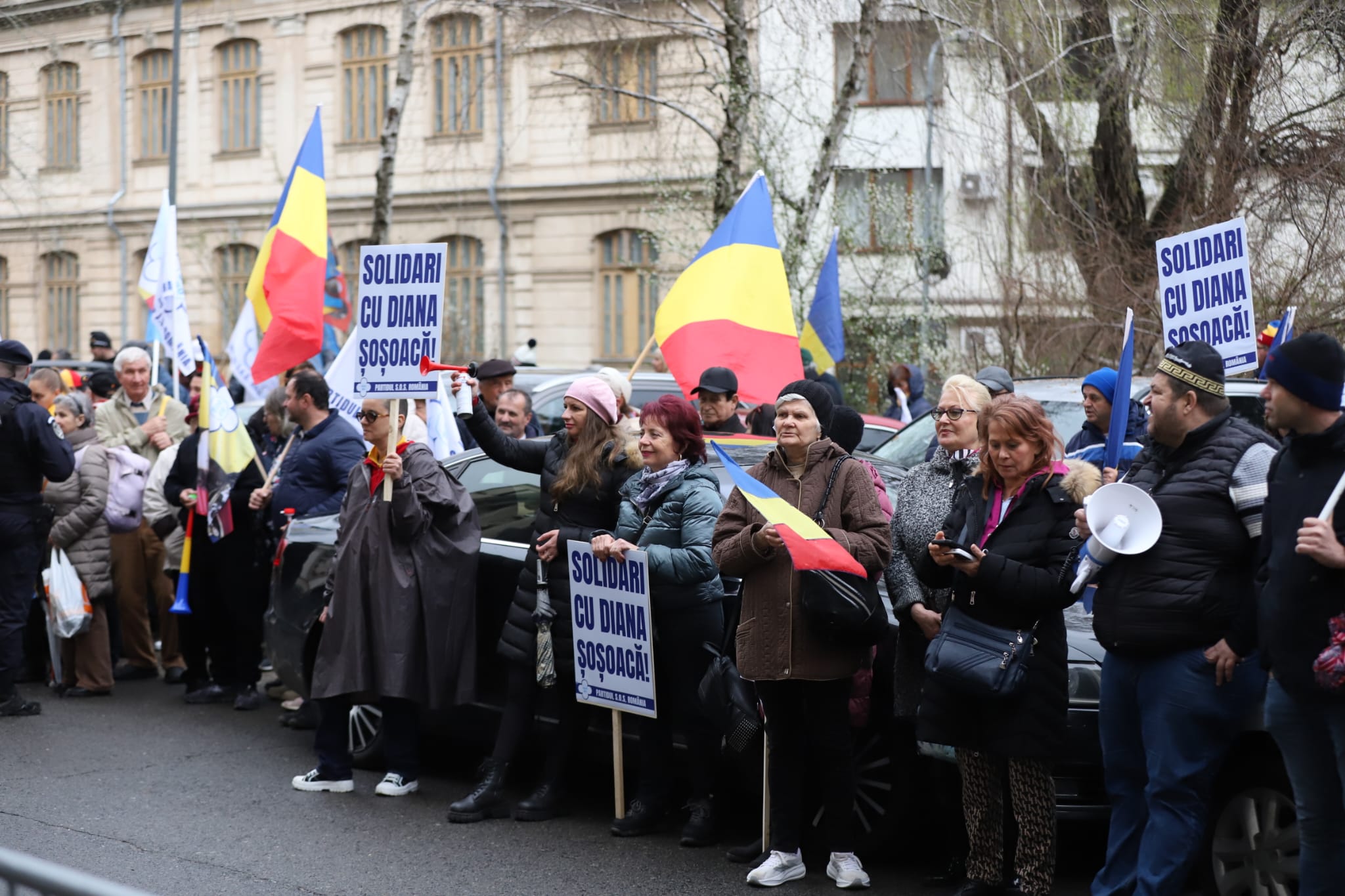 Diana Șoșoacă a fost chemată la Parchetul General ca să își dea acordul pentru o expertiză psihiatrică