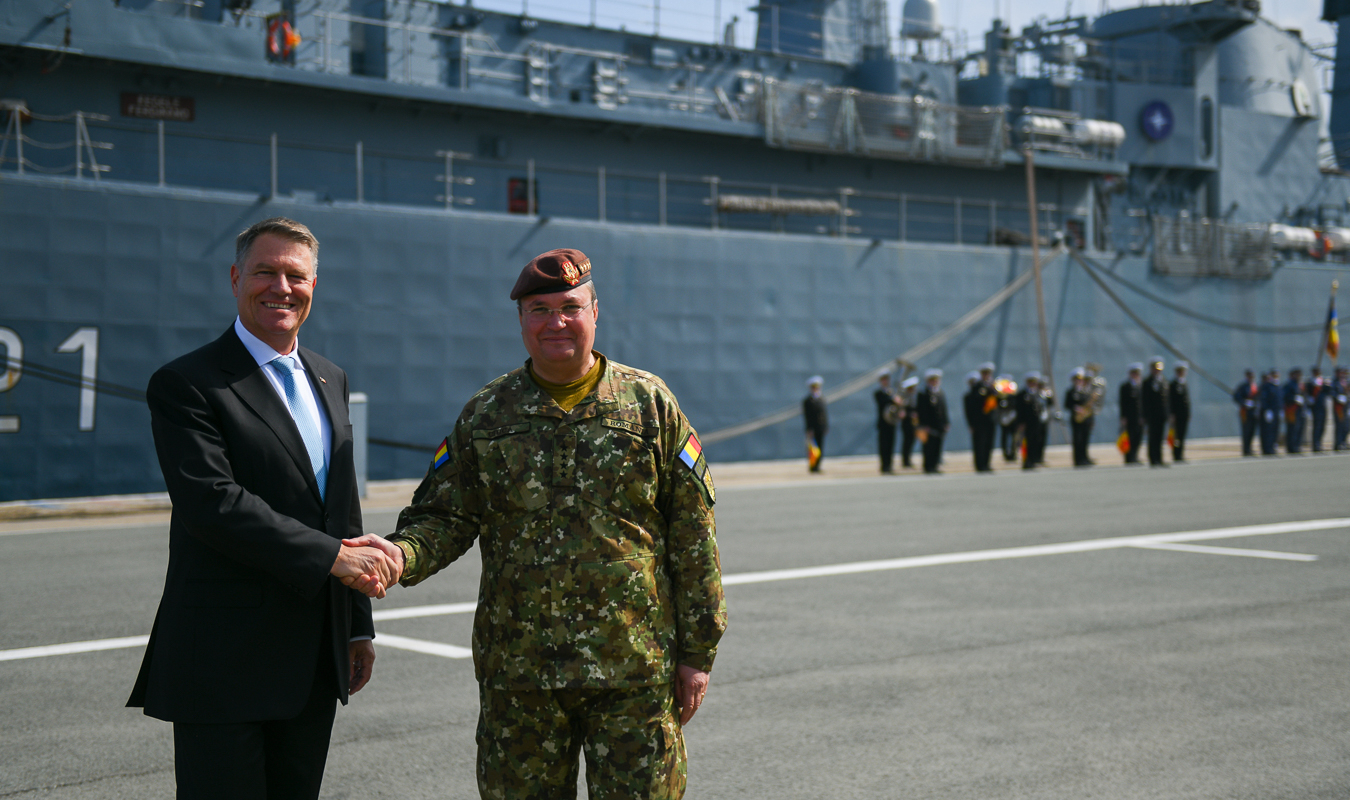 FOTO | Mesajul lui Iohannis, după cel mai mare exercițiu NATO din Marea Neagră: „Sunt foarte mândru de voi şi de munca pe care aţi depus-o!”