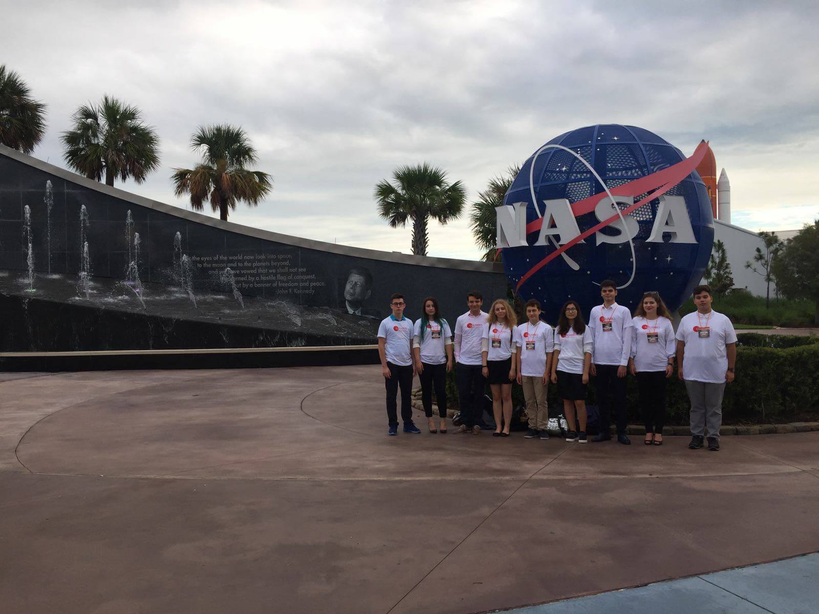 VIDEO. Profesorul Băraru face din elevi campioni la NASA. Au ajuns la Harvard și Cambridge
