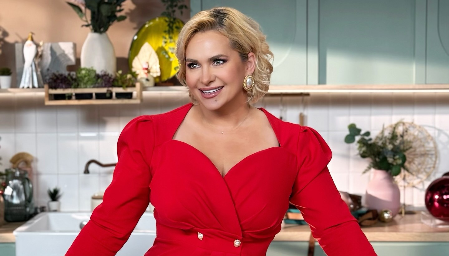 Paula Chirilă, imagini romantice alături de iubit  în vacanța din Grecia. Mesajul emoționant transmis de actriță