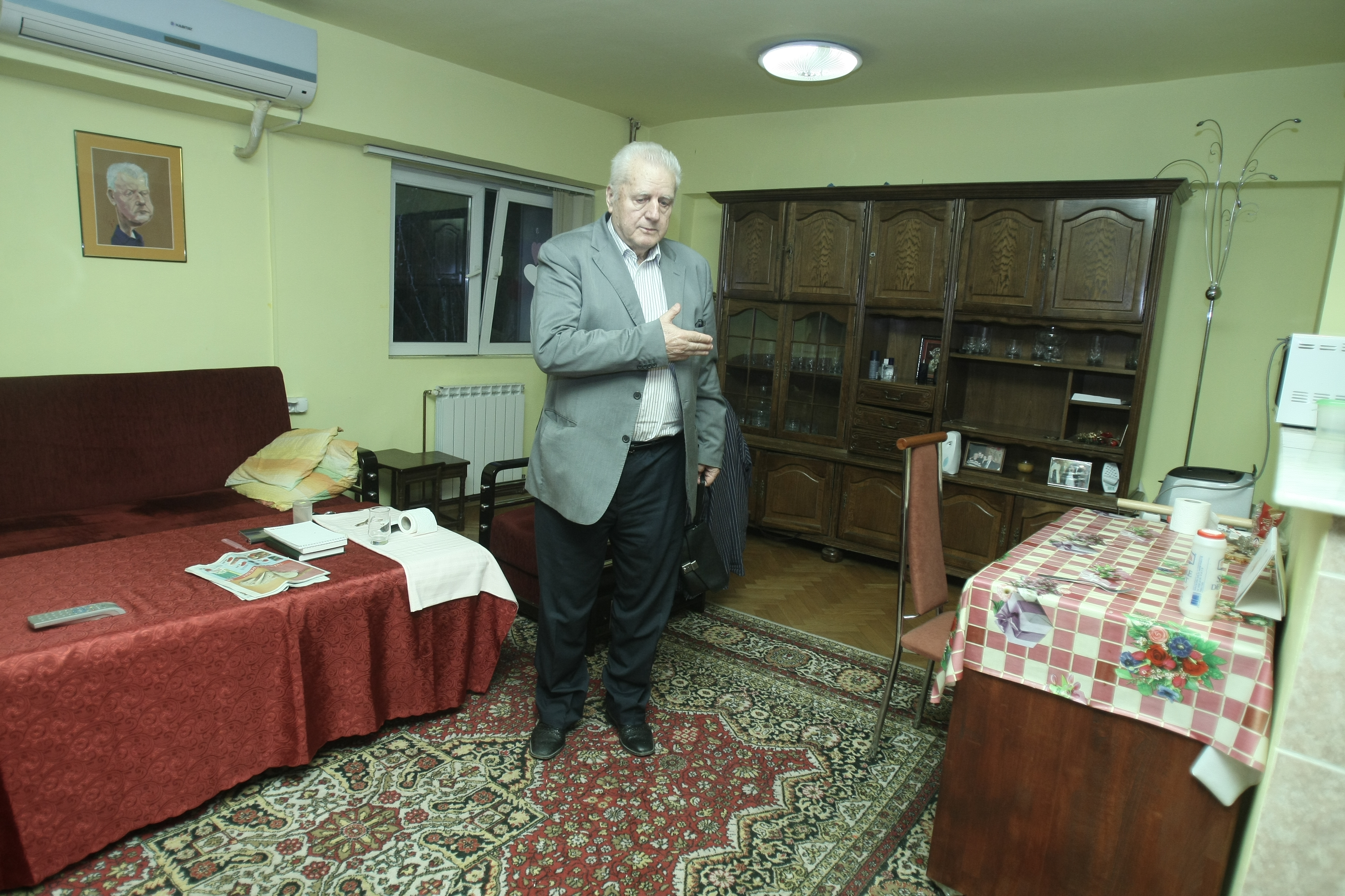 EXCLUSIV! Știați că Pădureanu a fost însurat? Vorbește în premieră despre divorț! A înșelat-o nea Jean pe Tanti Pușa? GALERIE FOTO